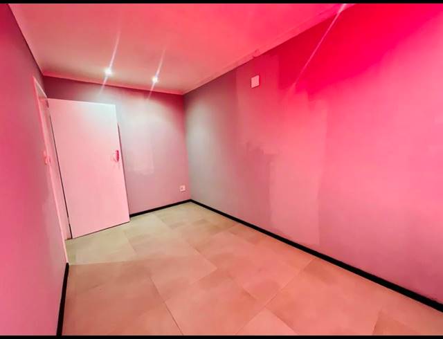 3 BEDROOM HOUSE FOR SALE IN NEWLANDS WEST